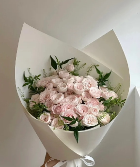 Unique Rose Bouquet: A Timeless Expression of Beauty and Elegance